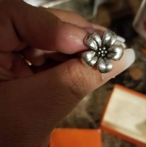James Avery Retired April Flower Ring